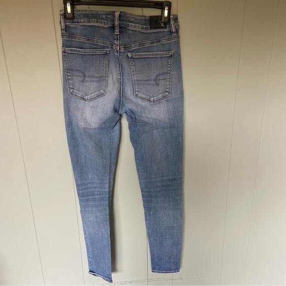 Women’s American Eagle Hi-Rise Jegging - Picture 4 of 6